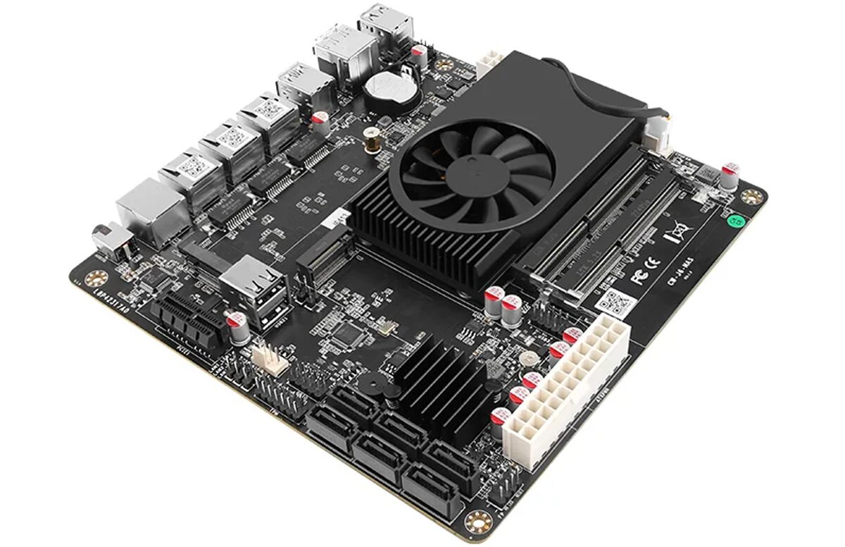 La carte mère CWWK NAS mini-ITX comprend six connecteurs SATA et trois ports Ethernet 2,5 Gbit/s 19 La carte mère CWWK NAS mini-ITX comprend six connecteurs SATA et trois ports Ethernet 2,5 Gbit/s