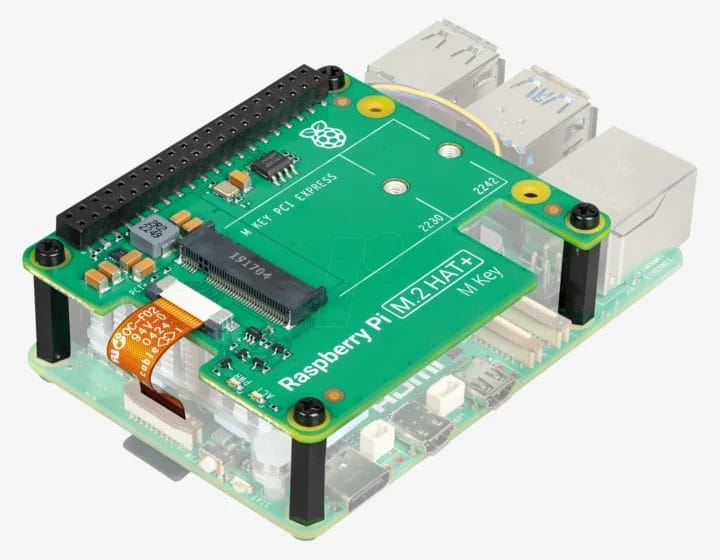 Raspberry Pi M2 HAT + M Key connecté à la carte Raspberry Pi 5 Raspberry Pi M2 HAT + M Key connecté à la carte Raspberry Pi 5