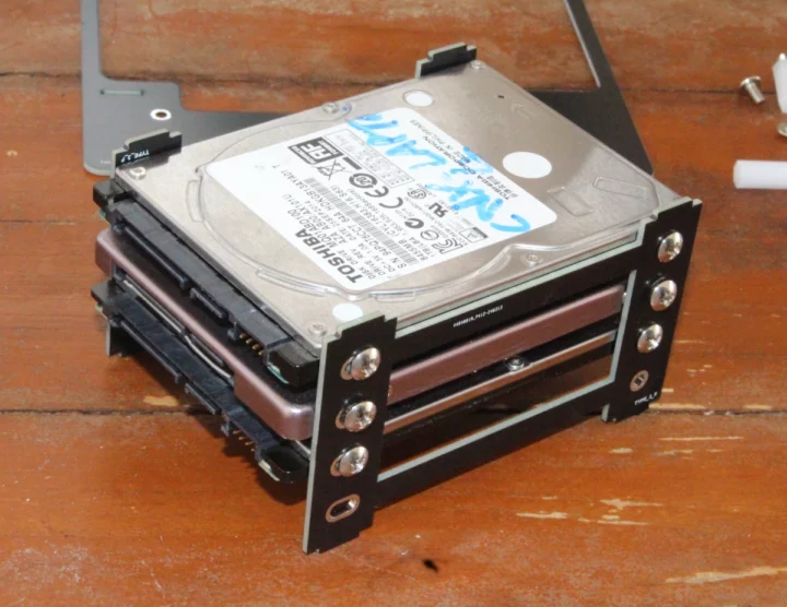 Montage d'un disque SATA 2,5 pouces