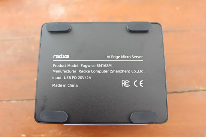 Cache inférieur Radxa Fogwise BM168M