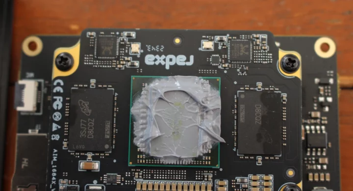 SOPHON BM1864 RealTek RTL8211F0