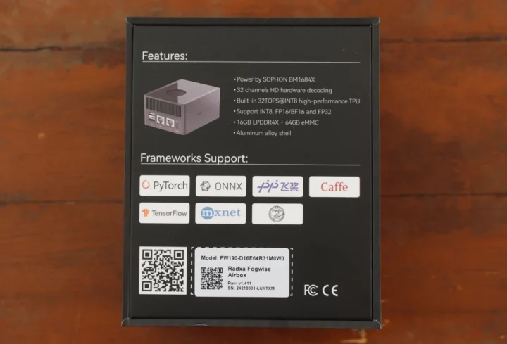 Ensemble de boîte à air Radxa Fogwise SOPHON BM1684X