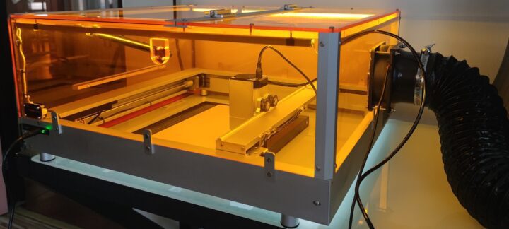 Installation TOOCAA L2 20W avec échappement Installation TOOCAA L2 20W avec échappement