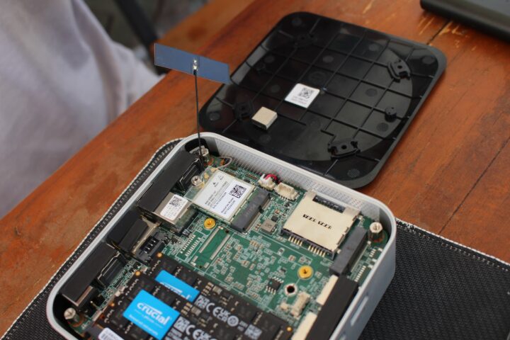 Mini PC de réparation d'antenne WiFi Mini PC de réparation d'antenne WiFi