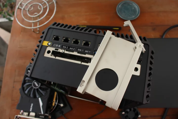 Stockage SATA Cincoze DS-1402 Stockage SATA Cincoze DS-1402