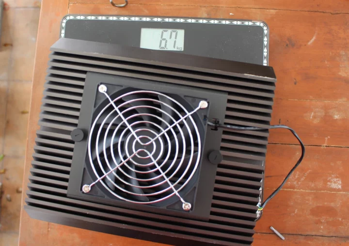 Poids Cincoze DS-1402 Poids Cincoze DS-1402