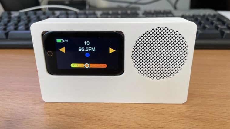 Le kit basé sur ESP32-S3 vous permet de créer une radio Internet avec un écran tactile 1 ESP32 Internet Radio