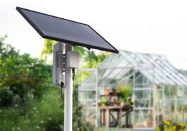 WisGate Soho Pro RAK7267 LoRaWAN gateway solar battery kit