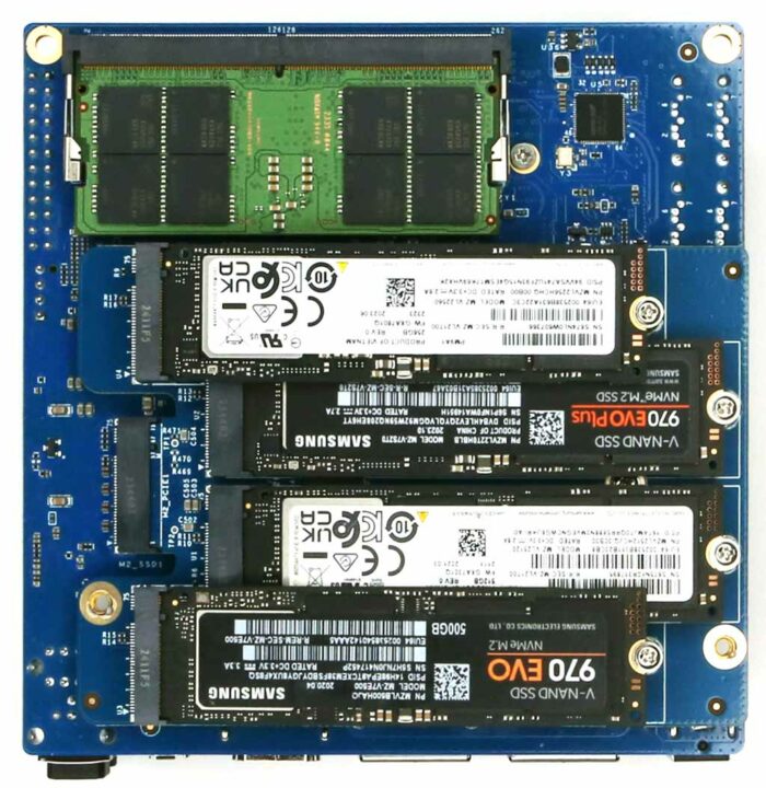 Carte M.2 4x1 sur ODROID-H4 avec quatre SSD NVMe Carte M.2 4x1 sur ODROID-H4 avec quatre SSD NVMe