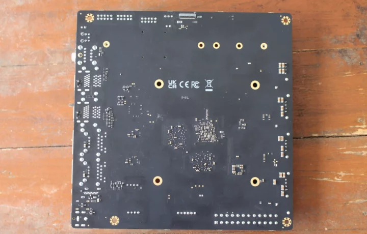 ROCK 5 ITX face inférieure