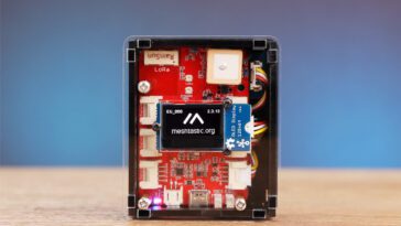 Wio Tracker 1110 Dev Kit for Meshtastic