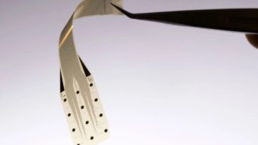 Graphene based brain implant electrodes