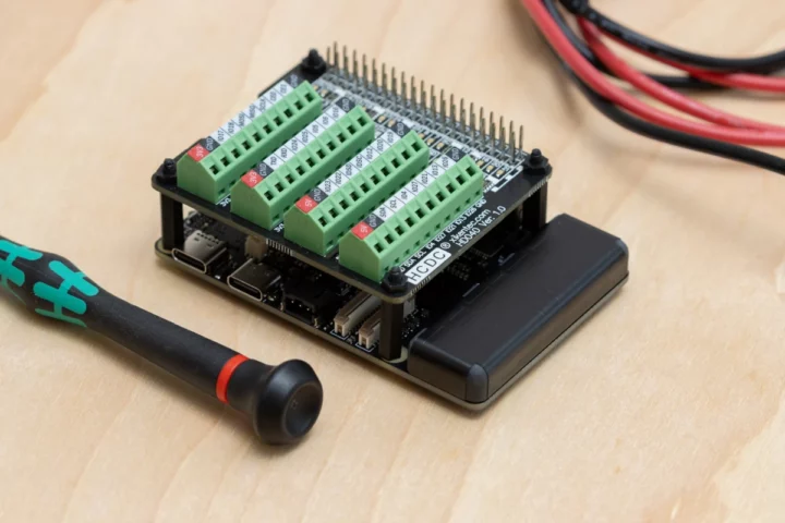 Chapeau Tachyon pour Raspberry Pi