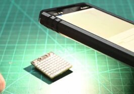 Programming Microcontroller using LEDs as light sensor