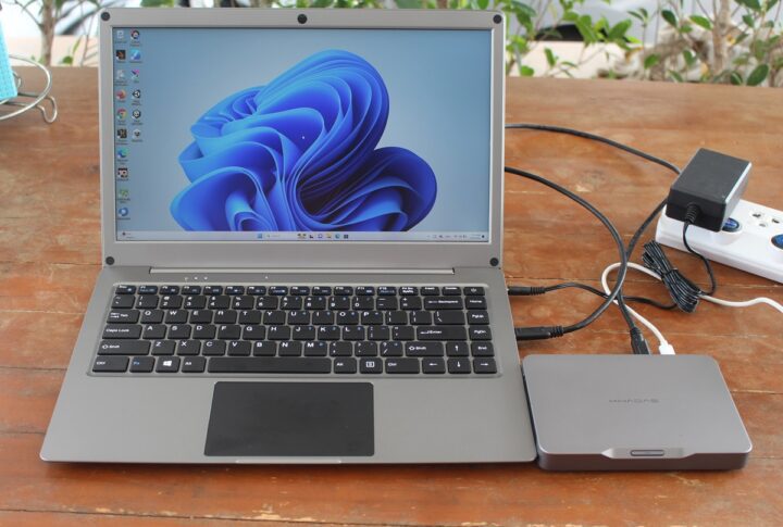 CrowView Note avec mini PC Khadas Mind CrowView Note avec mini PC Khadas Mind