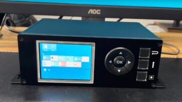 Mekotronics R58-4x4 3S Arm PC with 3-inch display