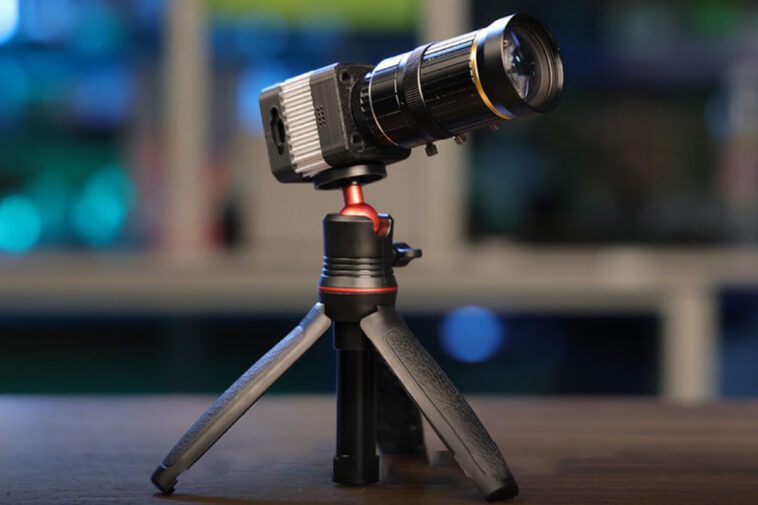 La caméra modulaire AI reCamera est dotée du SoC AI SG2002 RISC-V et prend en charge des capteurs d'image et des cartes mères interchangeables 1 Seed Studio reCamera 2002w