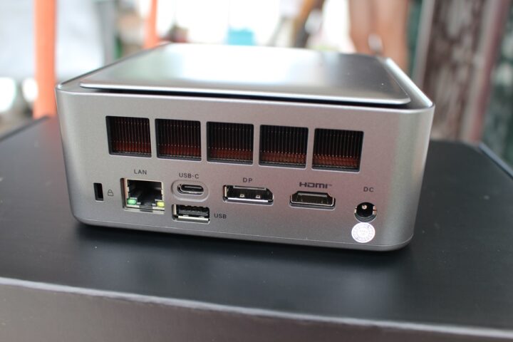 Panneau arrière du Maxtang T0-FP750 Panneau arrière du Maxtang T0-FP750