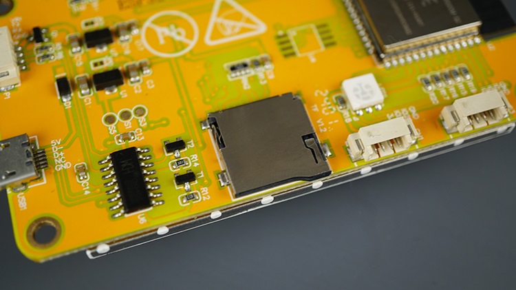 Carte MicroSD à écran jaune bon marché ESP32