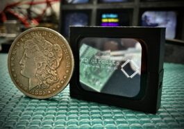 vPlayer touchscreen video display