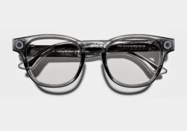 Looktech AI-powered smart glasses