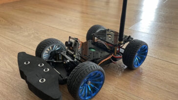 ESP32 CAM robot car with off-the-shelf parts