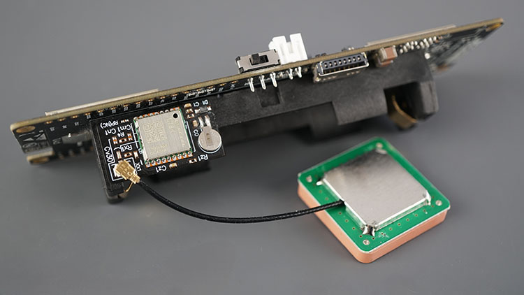 ESP32 Lilygo TTGO T-A7670G Dev Board avec antenne connectée GPS