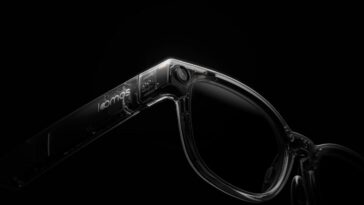 loomos AI smart glasses with 16MP camera