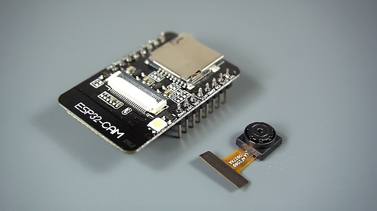 Système de gestion des utilisateurs du lecteur de code QR ESP32-CAM (serveur Web) 4 La carte ESP32-CAM est un appareil de 9 $ avec une caméra OV2640, une fente de carte microSD et plusieurs broches GPIO