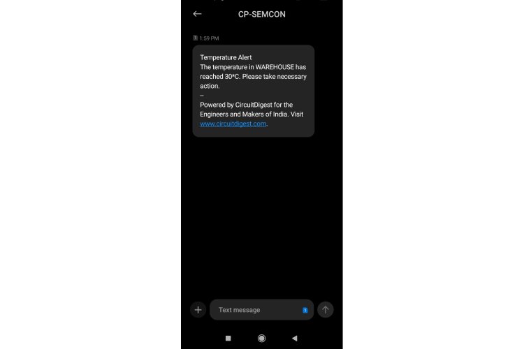 Exemple d'alerte SMS montrant le message initialisé Envoi via l'API SMS