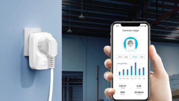 Moko LW005-MP LoRaWAN Smart Plug Power Meter