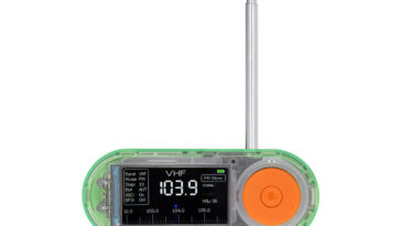 ESP32-S3 board with AM/FM radio