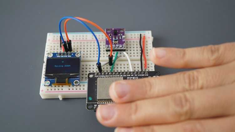 APDS9960 avec ESP32 - Détection des gestes descendant