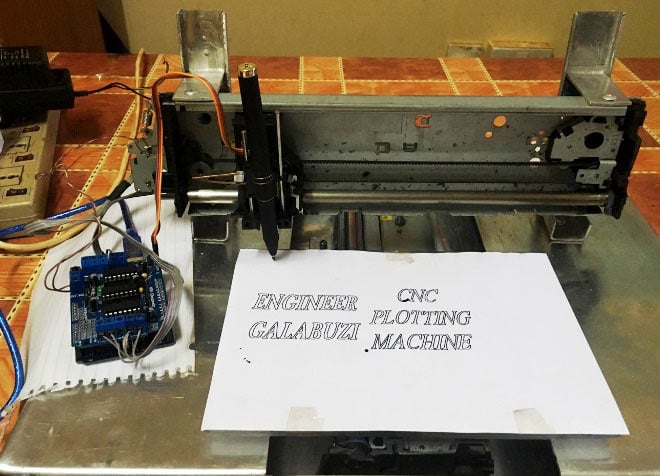 Machine de traceur CNC basée sur DIY Arduino Machine de traceur CNC basée sur DIY Arduino
