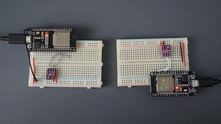 ESP32 CYD avec ESP-NOW: recevoir des données 11 Deux planches ESP32 avec un capteur BME280