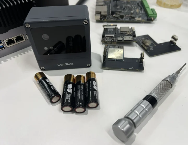 CAMTHINK ESP32-S3 Vision AI Camera avec batteries AA module 4G LTE