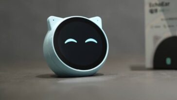 Espressif EchoEar Enables Voice-Controlled AI Development