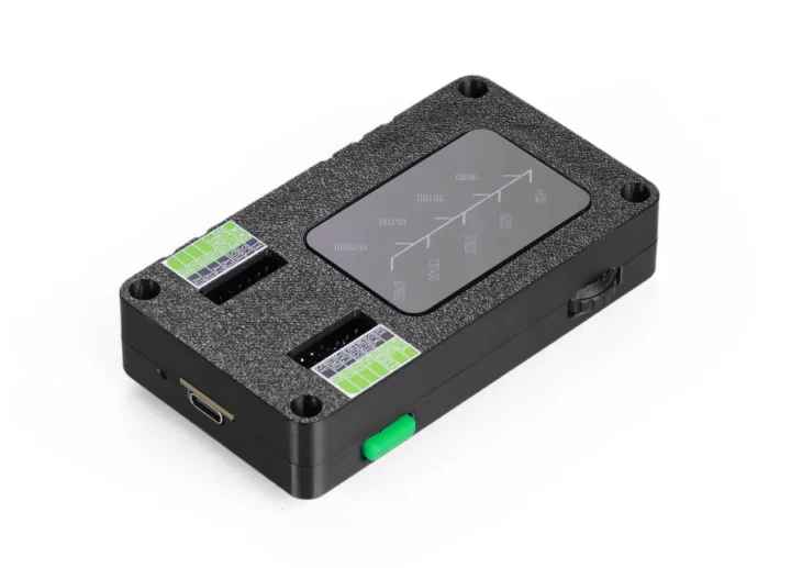 Vue d'angle du débogueur XIAO ESP32-S3 en bas