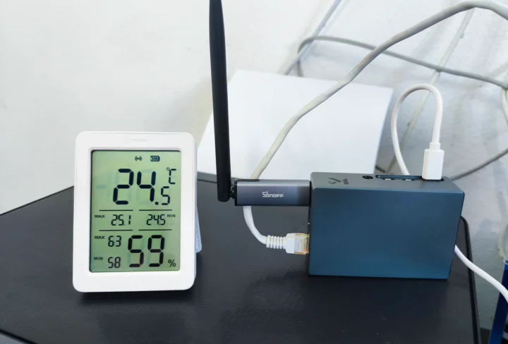 SONOFF AirGuard TH paire Zigbee Dongle Plus MG24