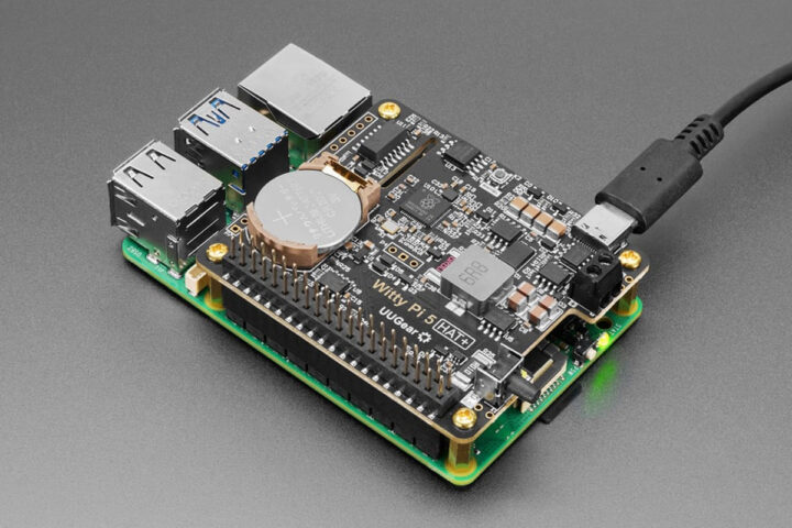 Witty Pi 5 HAT+ connecté au Raspberry Pi