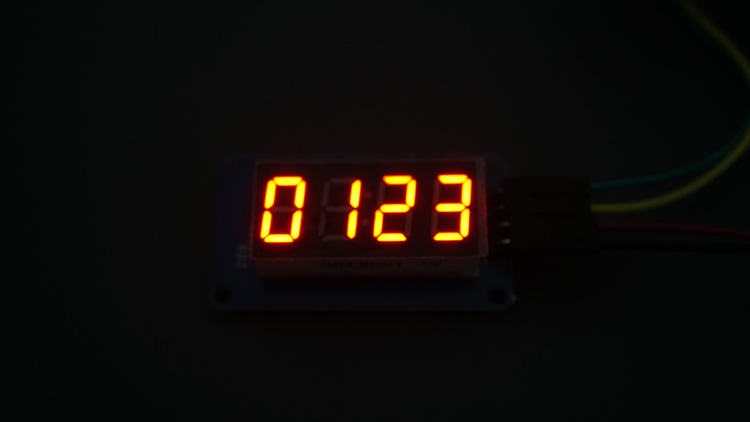 MicroPython : ESP32/ESP8266 TM1637 Affichage LED à 4 chiffres et 7 segments 13 Numéros d'affichage TM1637 MicroPython