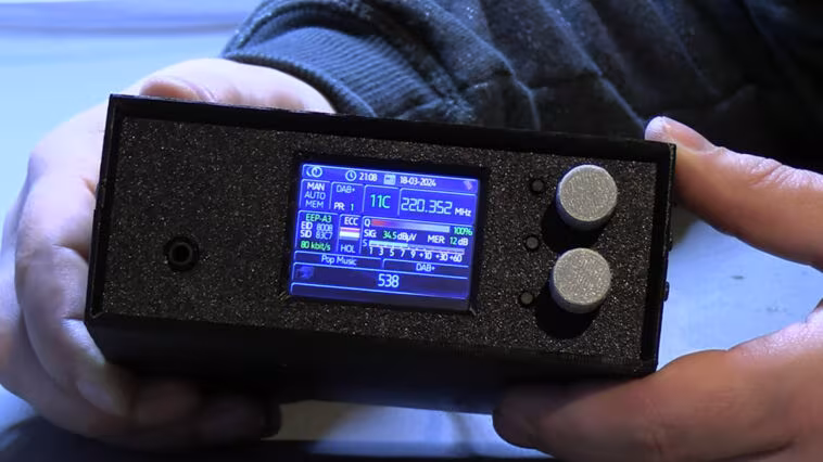 Récepteur DAB+ open source ESP32 : caractéristiques et projet PE5PVB 1 open source hardware ESP32 DAB receiver