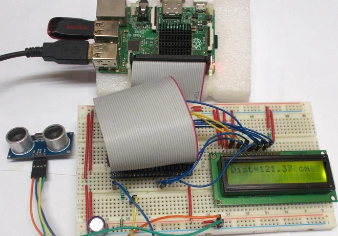 Mesurez la distance à l'aide du Raspberry Pi et du capteur à ultrasons HCSR04 Mesurez la distance à l'aide du Raspberry Pi et du capteur à ultrasons HCSR04