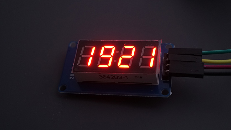 Horloge numérique ESP32 NTP : fuseau horaire et heure d'été 11 Horloge Internet numérique ESP32 TM1637