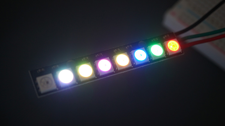 ESP32 : LED RVB adressables WS2812B (Neopixels) - Arduino IDE 11 Les LED RVB adressables ESP32 WS2812B Neopixels définissent les couleurs individuellement
