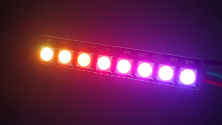 ESP32 : LED RVB adressables WS2812B (Neopixels) - Arduino IDE 17 Effet de couleur arc-en-ciel de LED RVB adressables ESP32 WS2812B