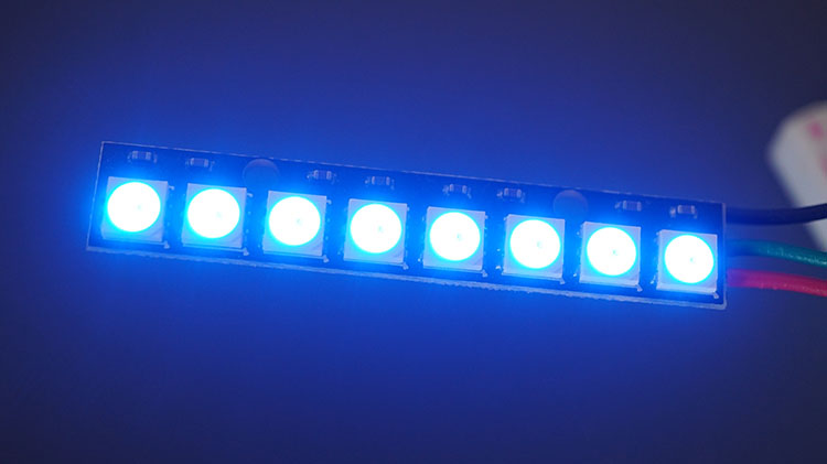 ESP32 : LED RVB adressables WS2812B (Neopixels) - Arduino IDE 13 ESP32 WS2812B LED RVB adressables Neopixels Set Fill Couleur unie Bleu