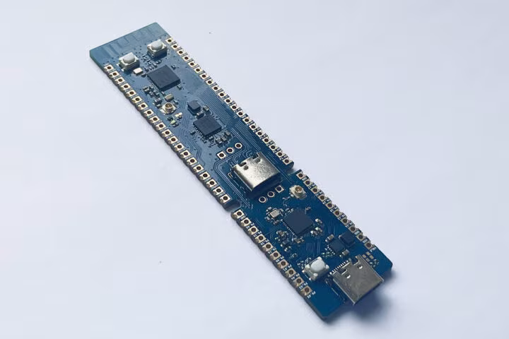 Carte de développement de découverte nRF54L15 (+ DAP CMSIS nRF52820) Carte de développement de découverte nRF54L15 (+ DAP CMSIS nRF52820)